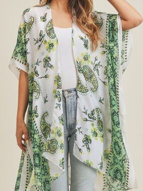 Lightweight White & Green Paisley Kimono